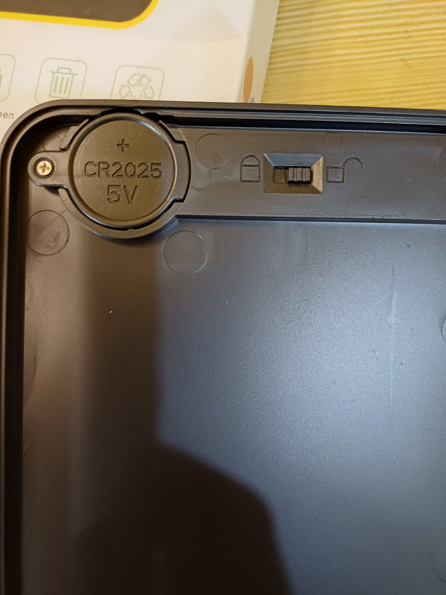 Smart Geometry Box with LCD Writing Fun