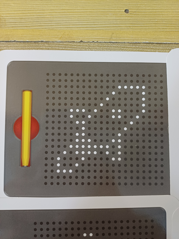 Magnetic Board – Creativity Without the Mess