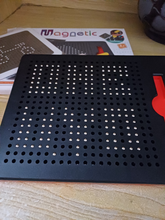 Magnetic Board – Creativity Without the Mess